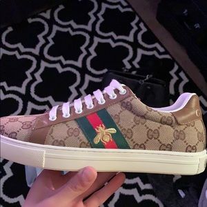 Gucci shoes new deadstock